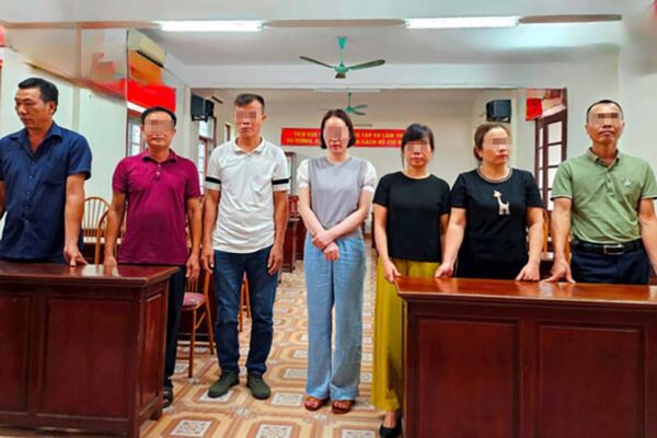 Truy tố nhóm đánh bạc phi pháp tại Nghệ An